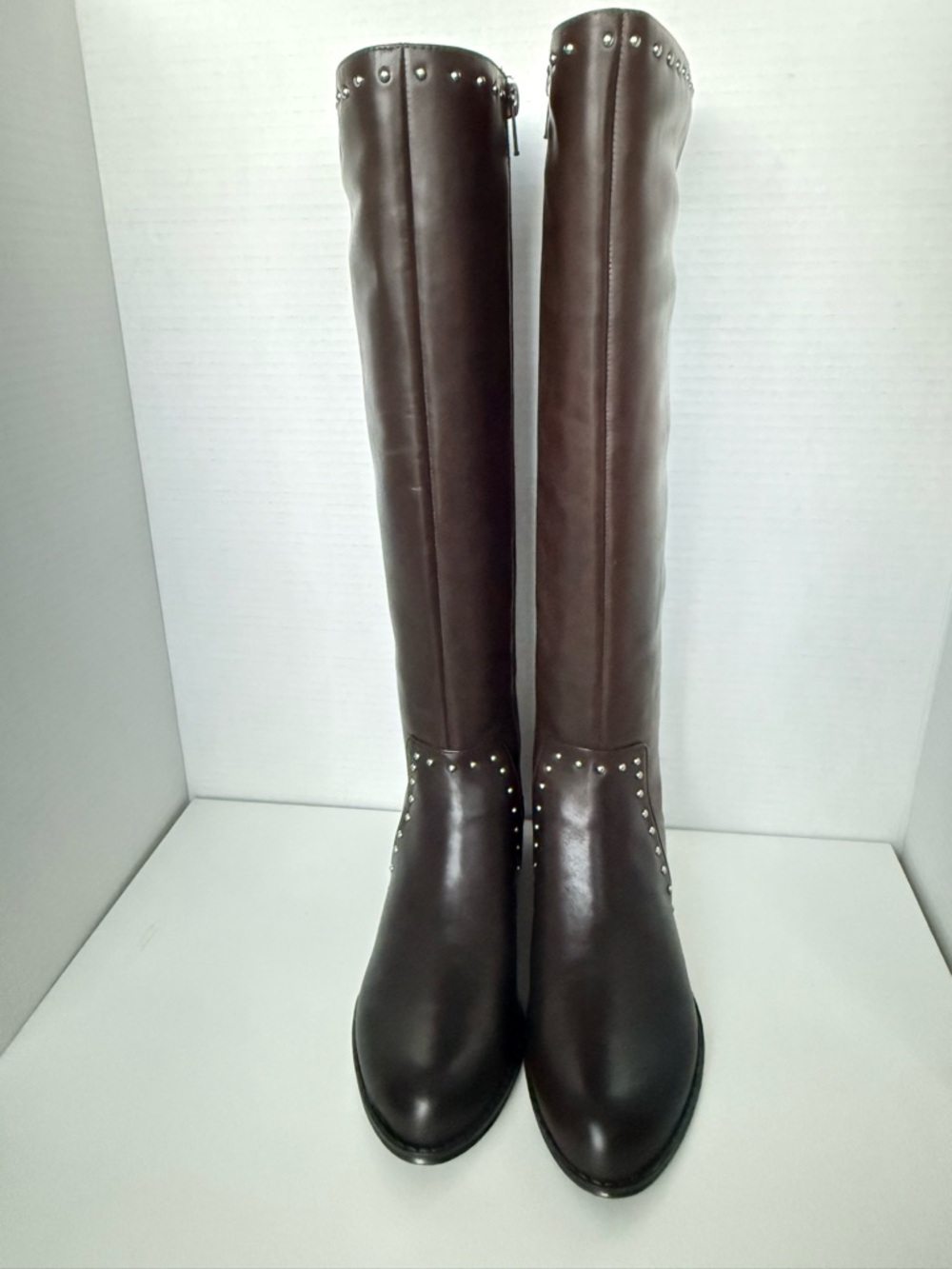 Isaac Mizrahi Live Studded Riding Boots Chocolate Brown Leather Knee High 5.5